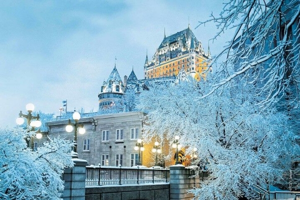 DAY 8: Christmas in Quebec