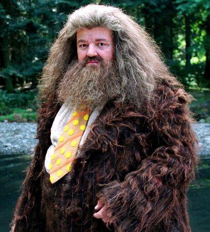 Robbie Coltrane Dies at 72