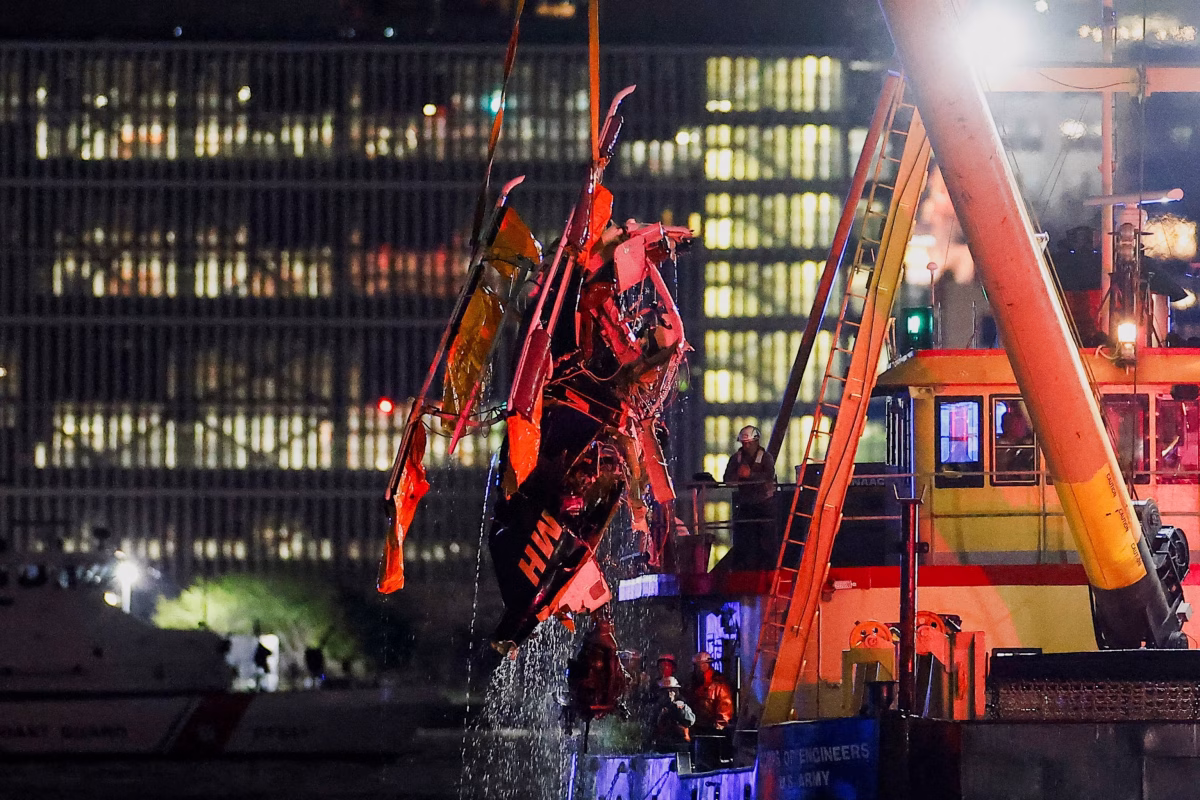 Terrible Tourism Helicopter Crash in Manhattan