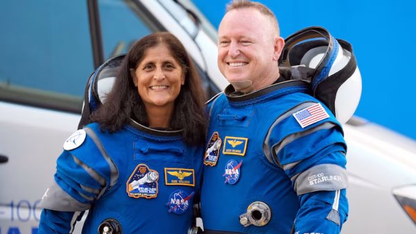 Big Come Back for Two Astronauts